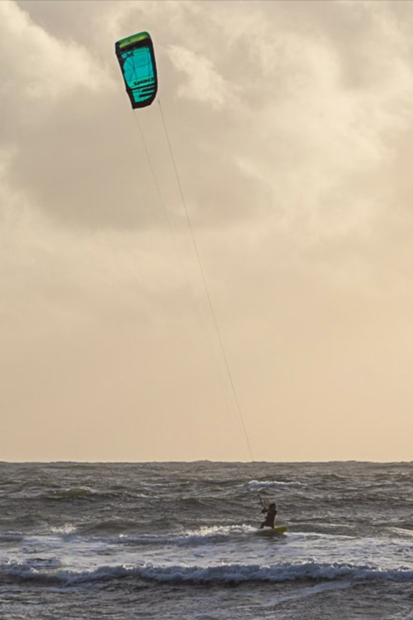Un kite a l'eau &agrave; Saint Colomban, Carnac