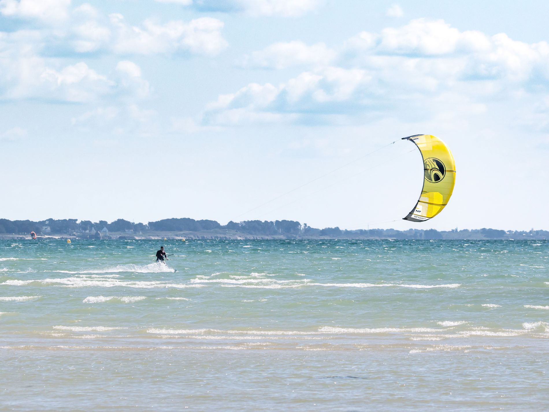 3. Une session de kitesurf surveillée à Plouharnel